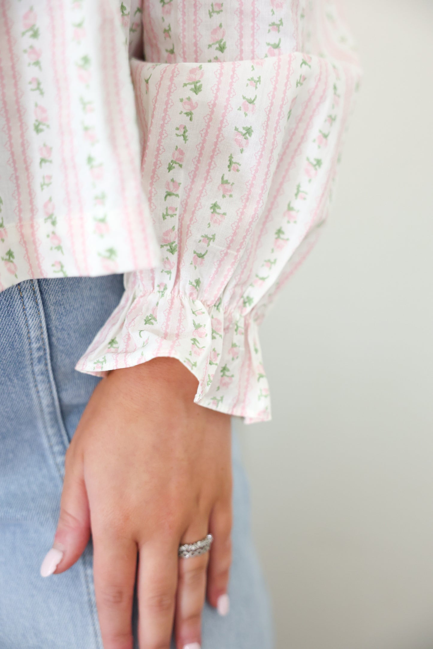 Love Shack Floral Collared Top