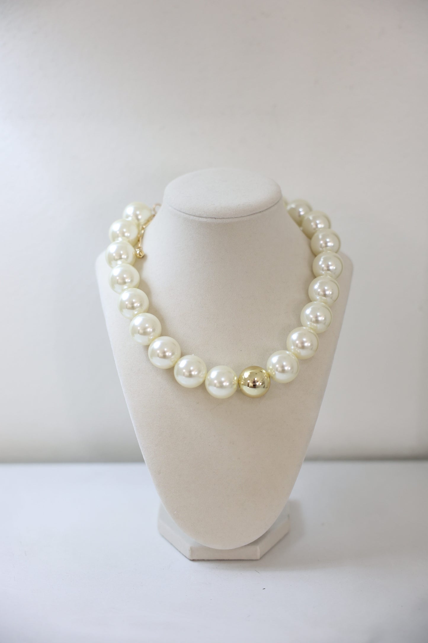 Chunky Gold Pearl Necklace