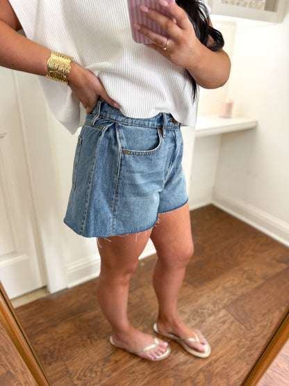 Medium Wash Denim Shorts 3"