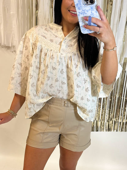 Pretty In Floral Top