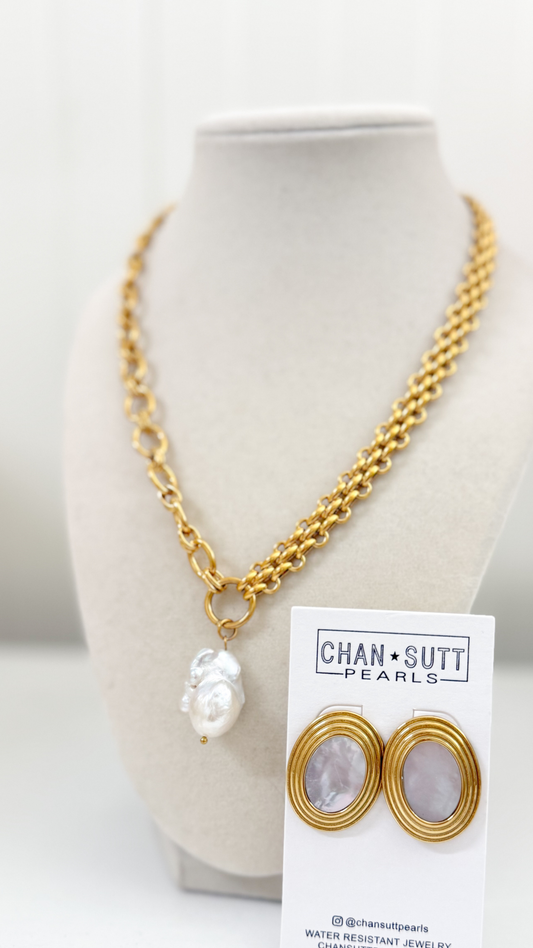 The Amber Necklace