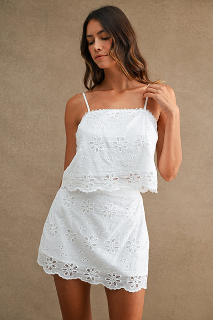 White Sands Eyelet Set
